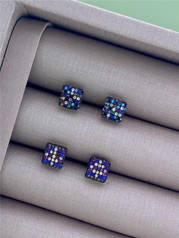 BRINCO QUADRADO MIX COLOR