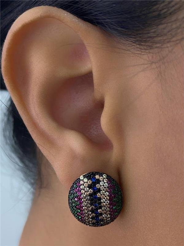 BRINCO OVAL CRAVEJADO