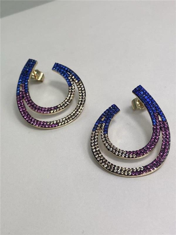 BRINCO GOTA CRAVEJADA