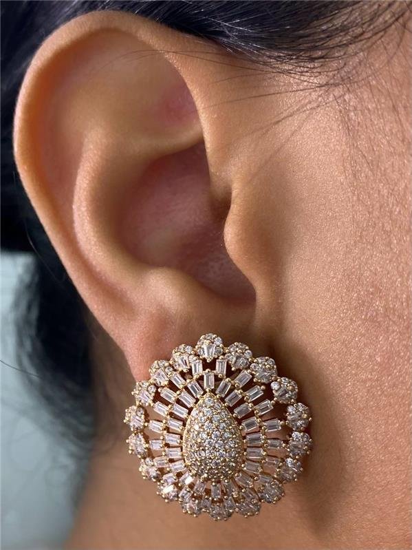 BRINCO GOTA CRAVEJADO