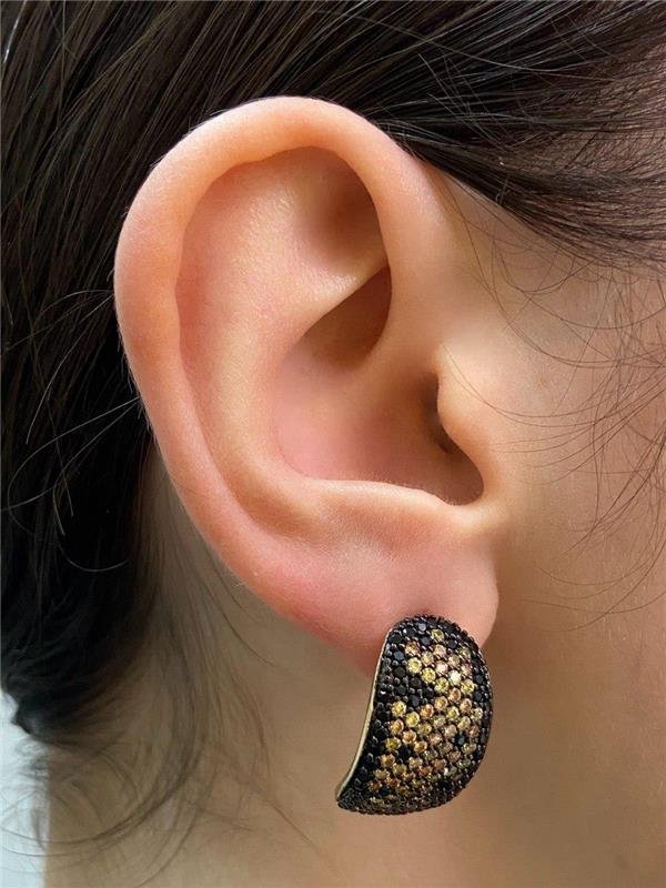 BRINCO MEIA LUA LARGO