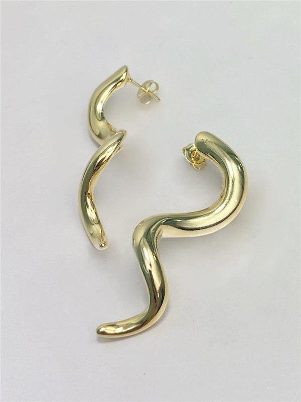 BRINCO LARGO COM FILETES CRAVEJADOS