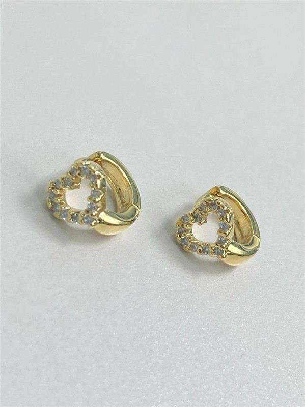 BRINCO ARGOLINHA CORAÇÃO C/ZIRCÔNIA 8X9MM