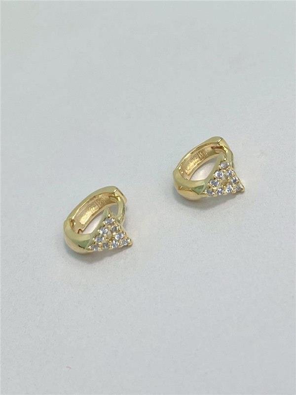 BRINCO ARGOLINHA TRIÂNGULO 8MM