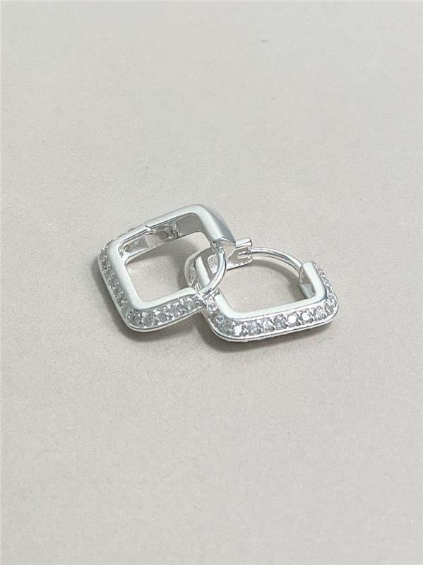 BRINCO ARGOLA QUADRADA C/ZIRCÔNIA