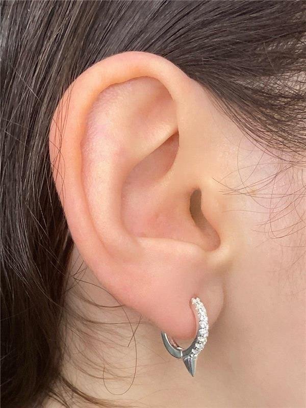 BRINCO ARGOLINHA/PINO COM ZIRCÔNIA