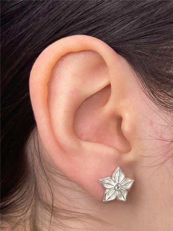BRINCO FLOR COM PONTO LUZ 1,3CM
