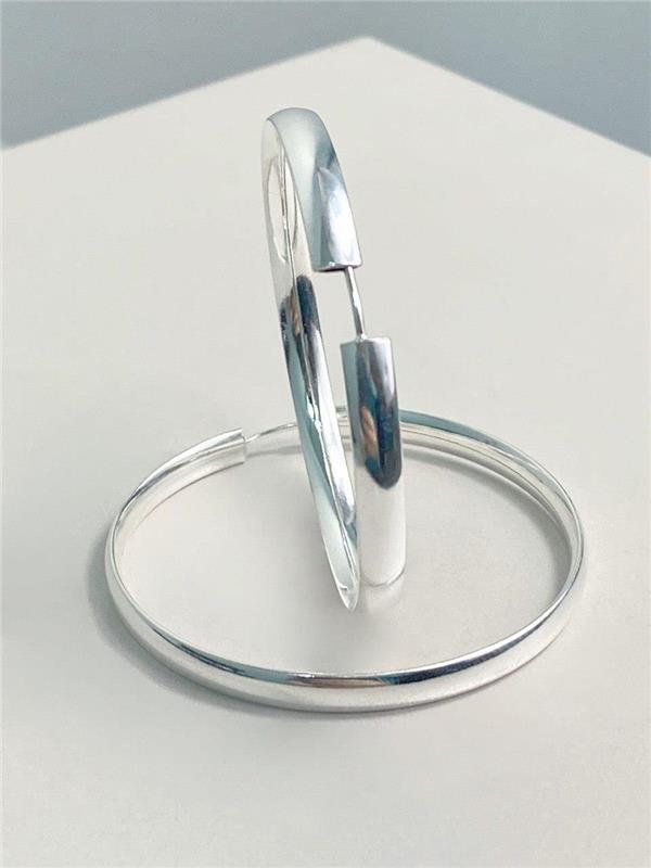 BRINCO ARGOLA TUBO ACHATADO 4MM 4CM