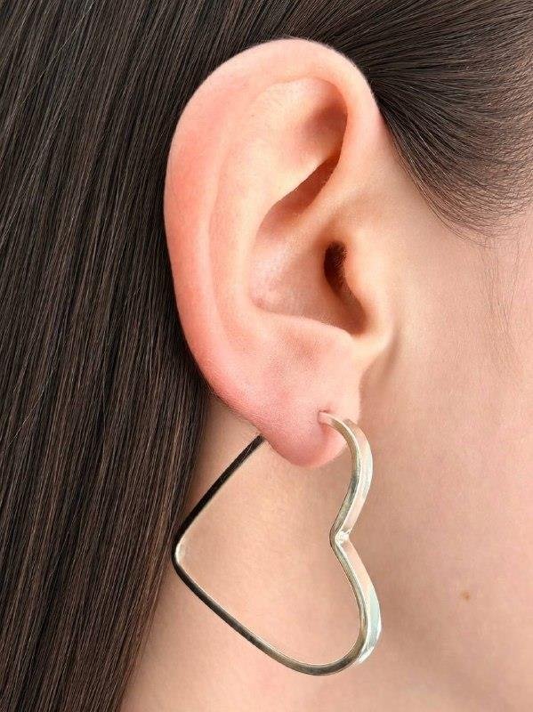 BRINCO ARGOLA CORAÇÃO FIO QUADRADO 3MM 3,5CM