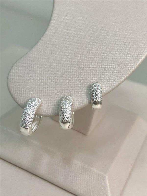 BRINCO TRIO ARGOLINHA ABAULADO CRAVEJADO