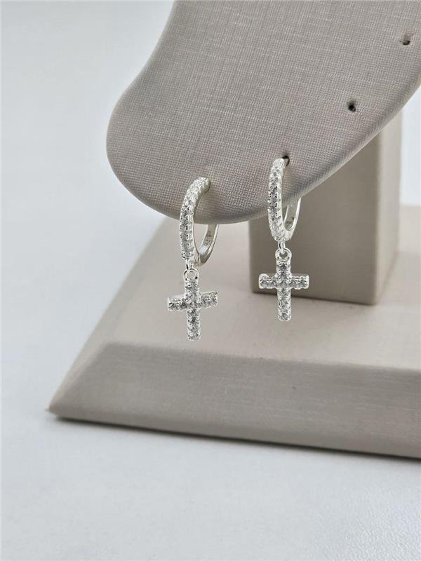 BRINCO ARGOLINHA PINGENTE CRUZ ZIRCÔNIA