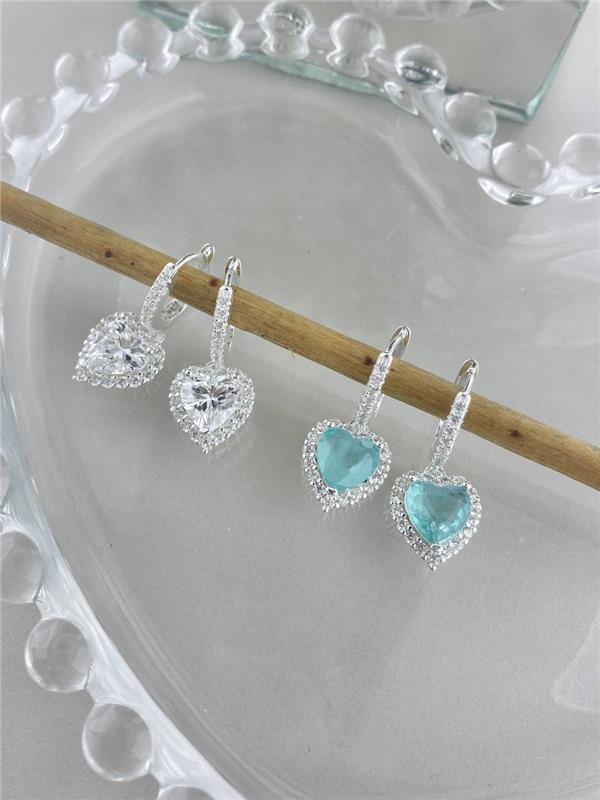 BRINCO ARGOLINHA PINGENTE CORAÇÃO 