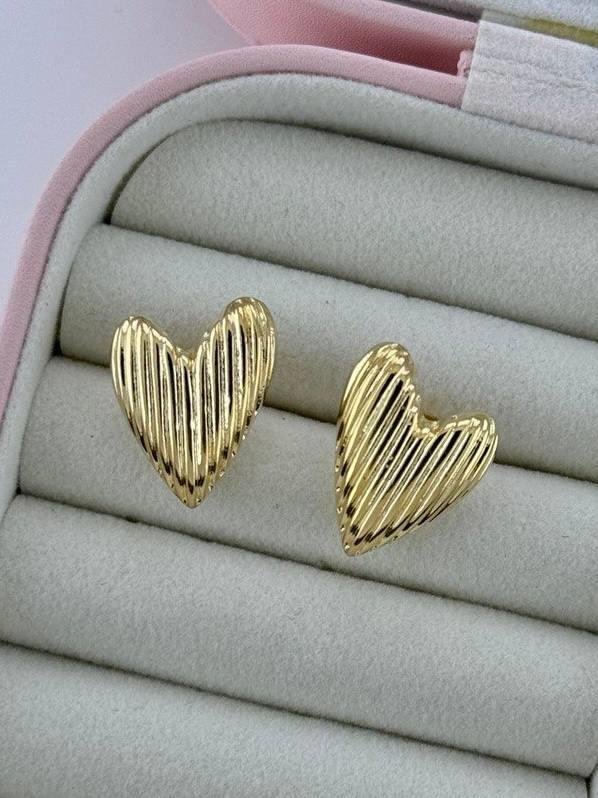 BRINCO CORAÇÃO COM TEXTURA
