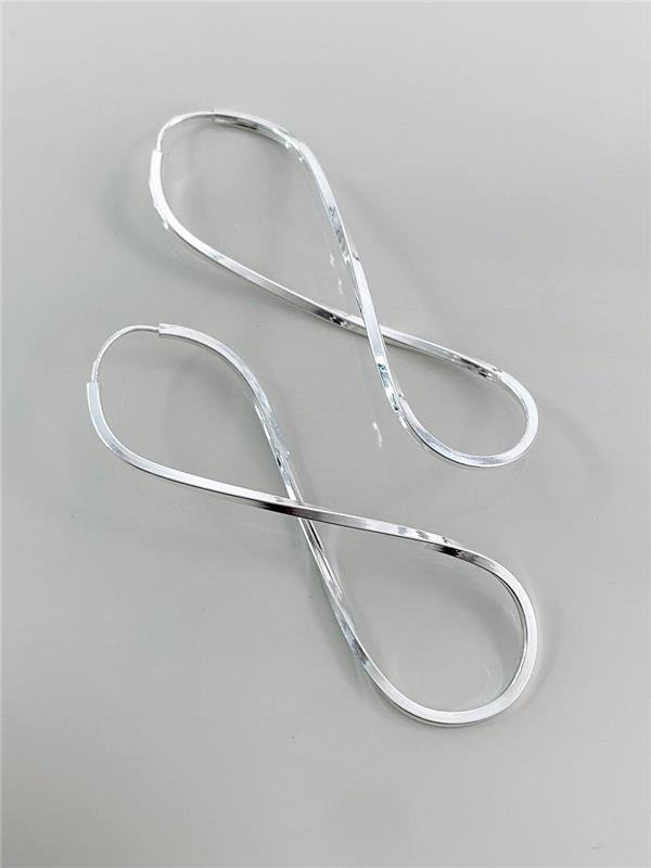 BRINCO INFINITO FIO QUADRADO