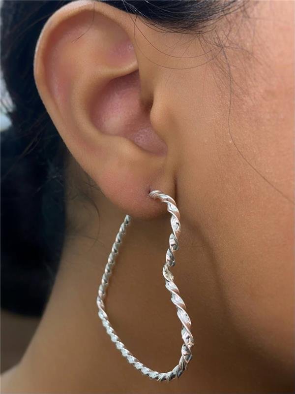 BRINCO ARGOLA CORAÇÃO FIO TORCIDO