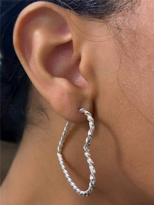 BRINCO ARGOLA CORAÇÃO FIO TORCIDO