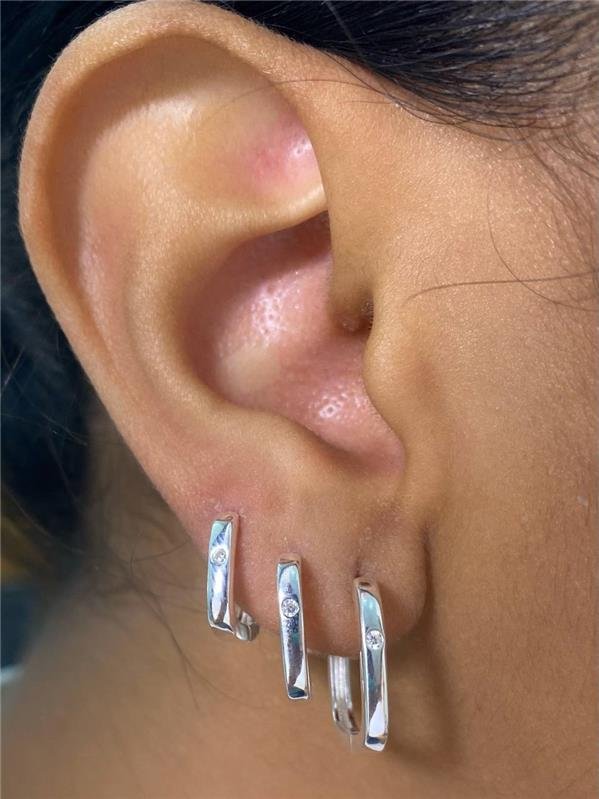 BRINCO TRIO QUADRADO C/PONTO LUZ