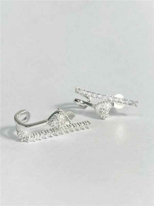 EARHOOK FIO E CORAÇÃO CRAVEJADO