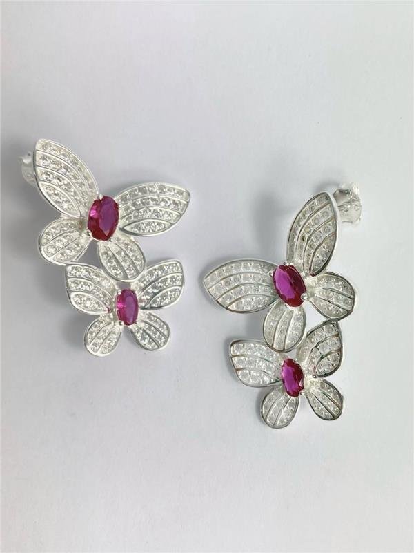 BRINCO BORBOLETA DUPLA CRISTAL E RUBI