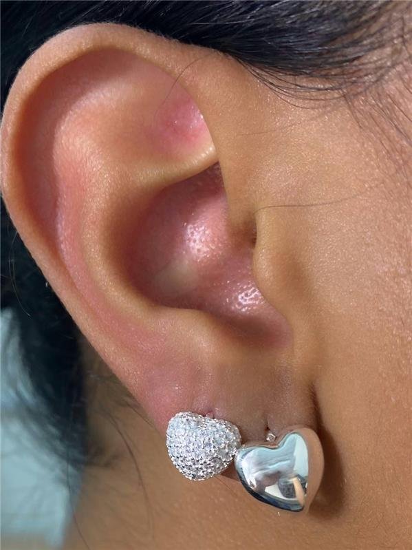 BRINCO DUPLO ARGOLA CORAÇÃO LISO E ZIRCÔNIA