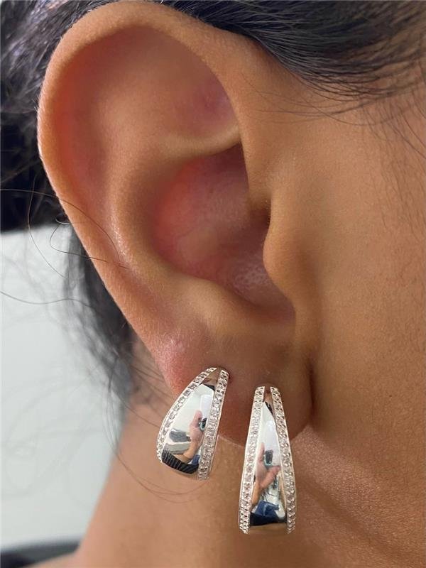 BRINCO DUPLA ARGOLA C/FILETE ZIRCÔNIA