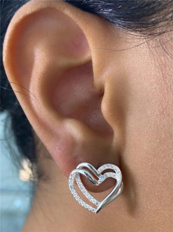 BRINCO CORAÇÃO ENTRELAÇADO FIO LISO E ZIRCÔNIA