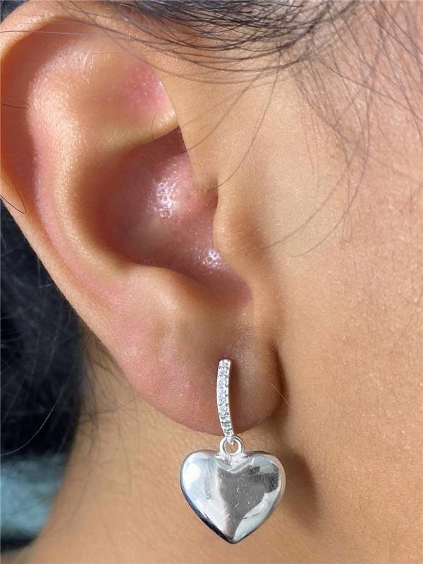 BRINCO FIO C/PINGENTE CORAÇÃO LISO