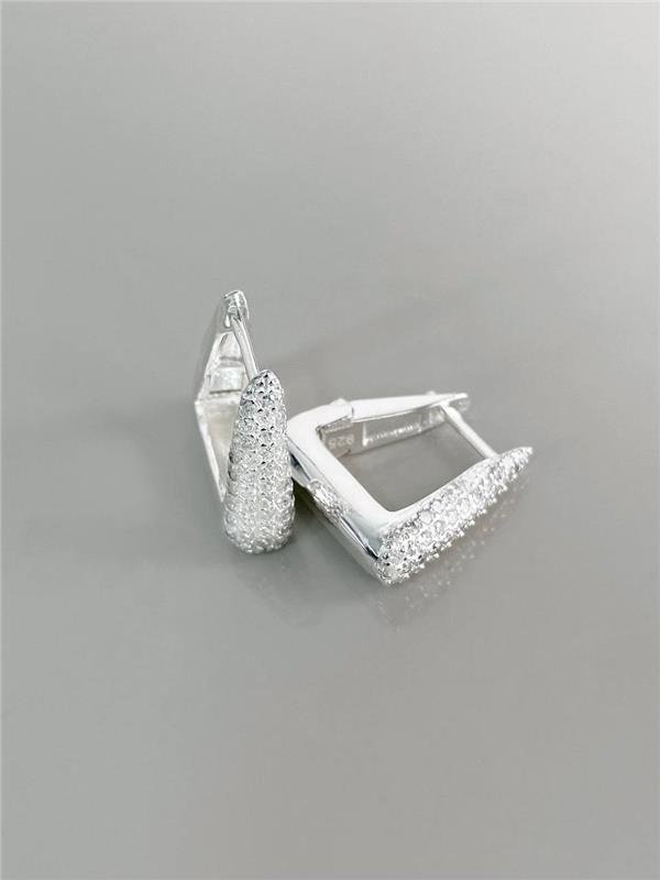 BRINCO ÚNICO COM ZIRCÔNIA