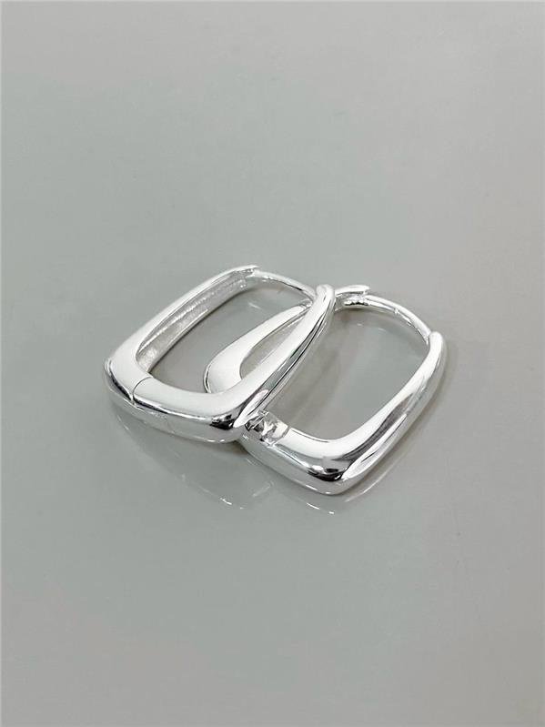 BRINCO ARGOLA ÚNICO LISO