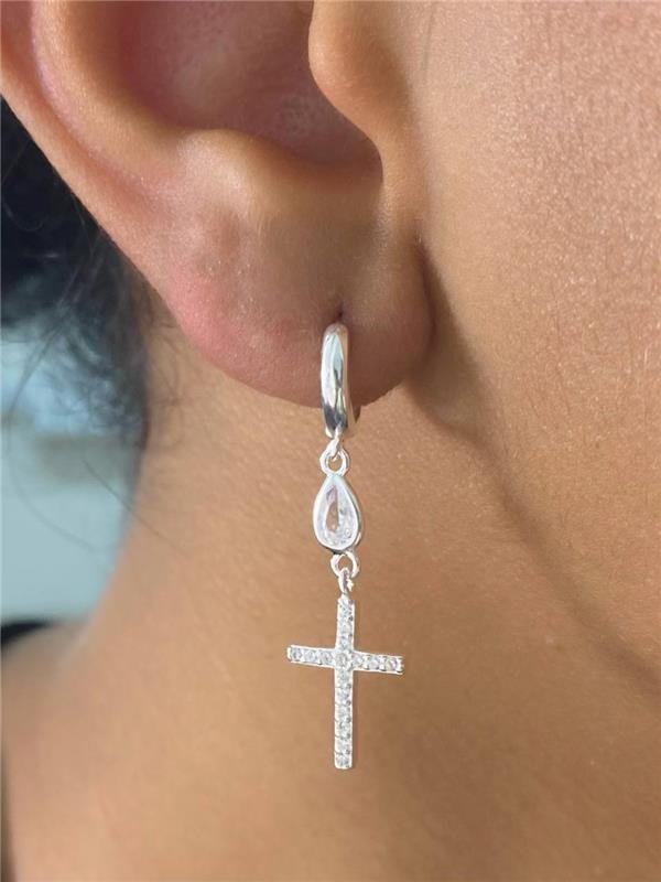 BRINCO ARGOLA C/PINGENTE GOTA E CRUZ