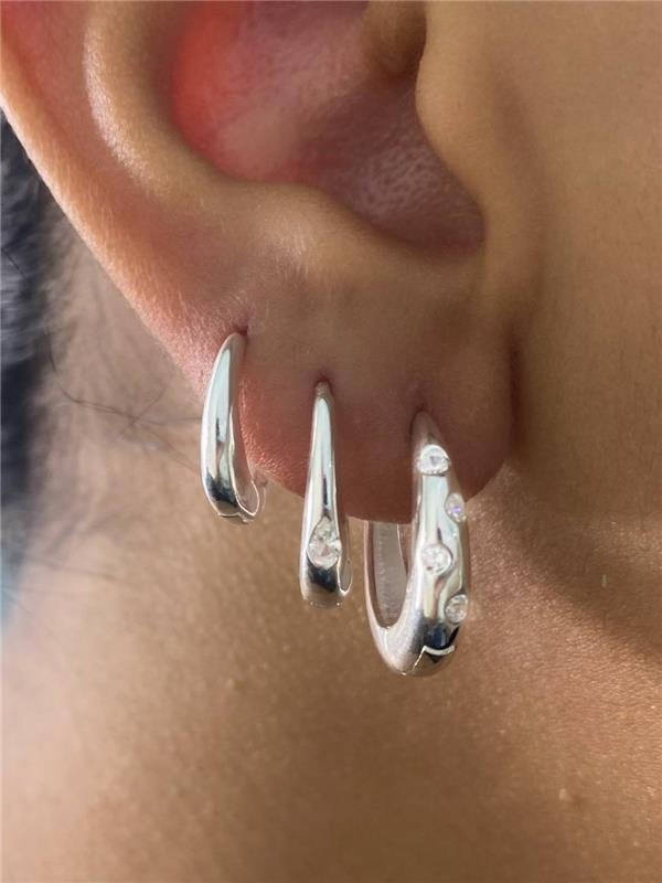 BRINCO TRIO ARGOLA OVAL C/PONTO LUZ