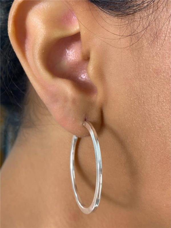 BRINCO ARGOLA FIO RETÂNGULAR