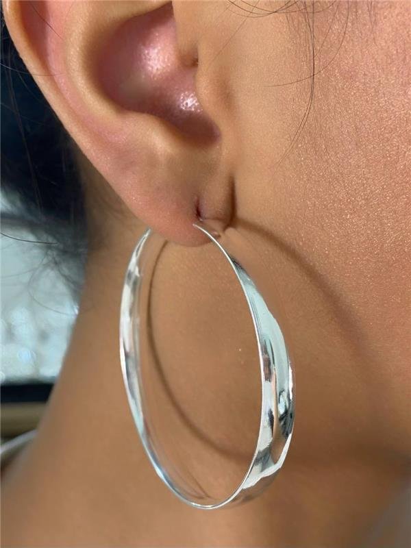 BRINCO ARGOLA FIO ACHATADO LARGO