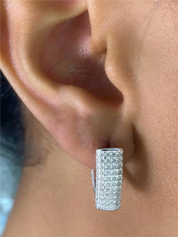 BRINCO EM V C/ZIRCÔNIA CRISTAL