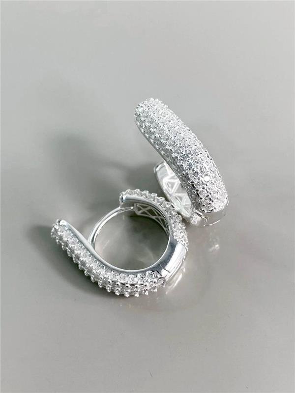 BRINCO ARGOLA 6 CRAVEJADO