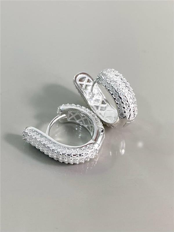 BRINCO ARGOLA 6 CRAVEJADO