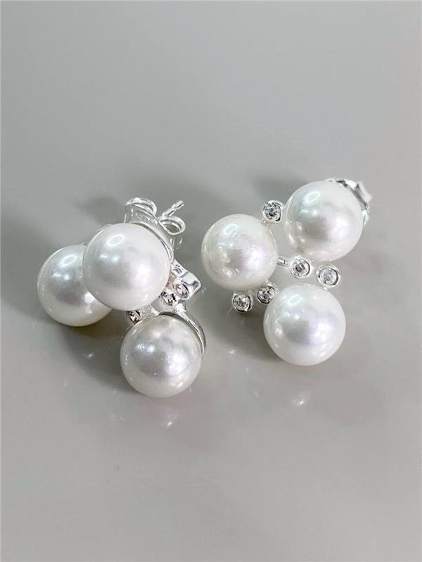 BRINCO PÉROLA E PONTO LUZ