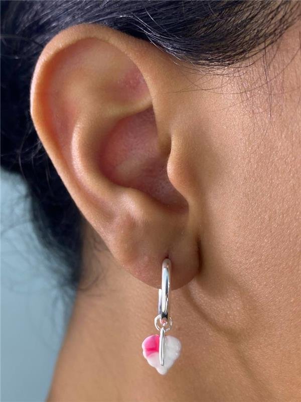 BRINCO ARGOLINHA PINGENTE FOLHA