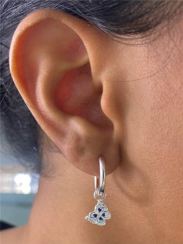 BRINCO ARGOLA PINGENTE BORBOLETA