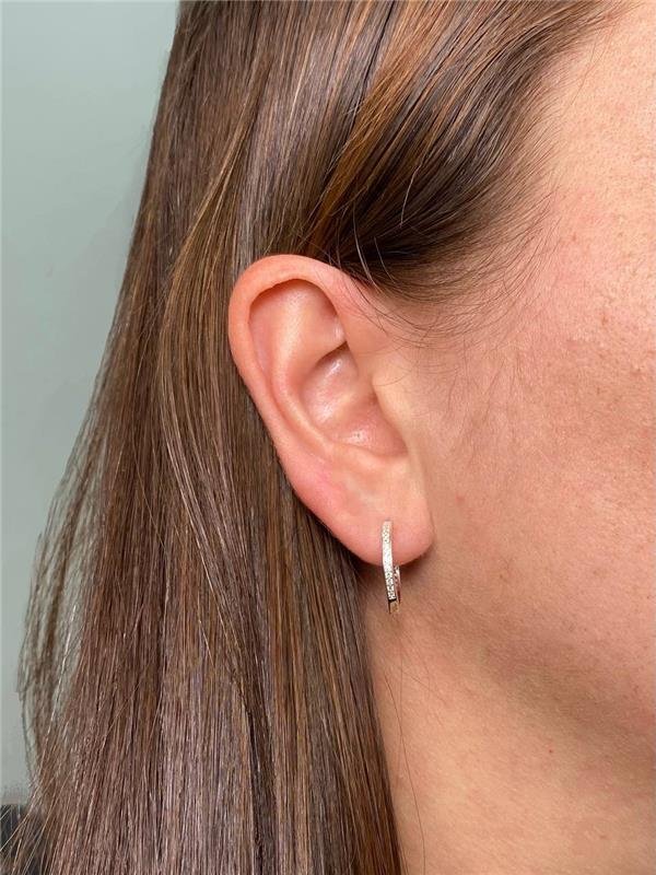 BRINCO ARGOLA COM ZIRCÔNIA