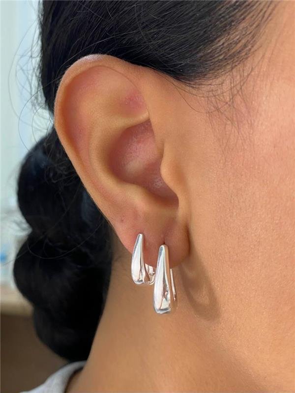 BRINCO DUPLO ÚNICO LISO