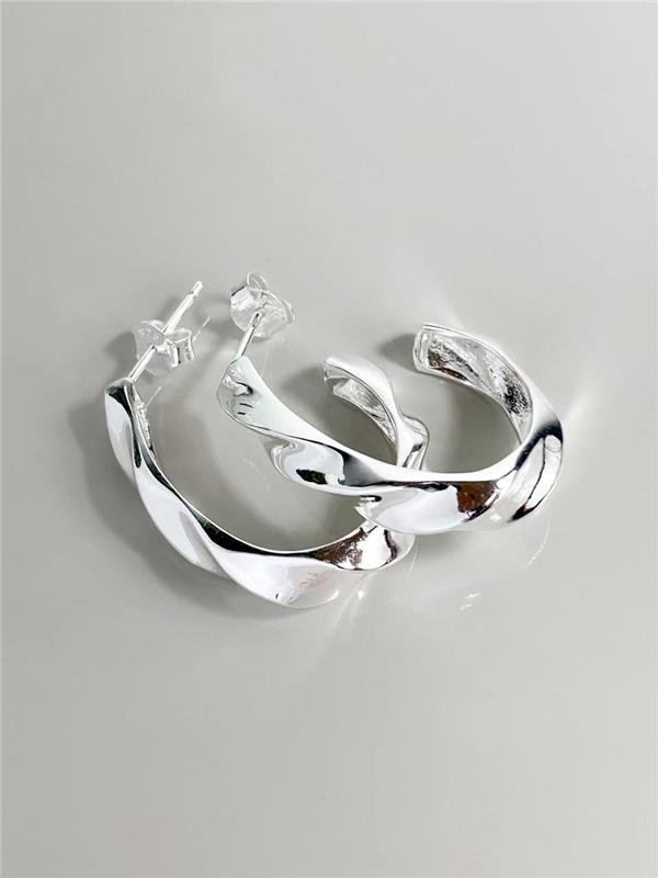 BRINCO ARGOLA GOTA TORCIDO