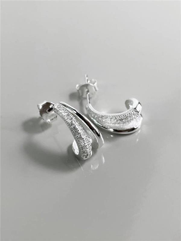 EARHOOK FIO LISO E CRAVEJADO