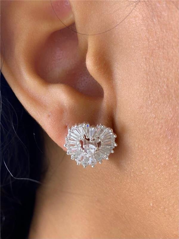 BRINCO CORAÇÃO C/ZIRCÔNIA NAVETE