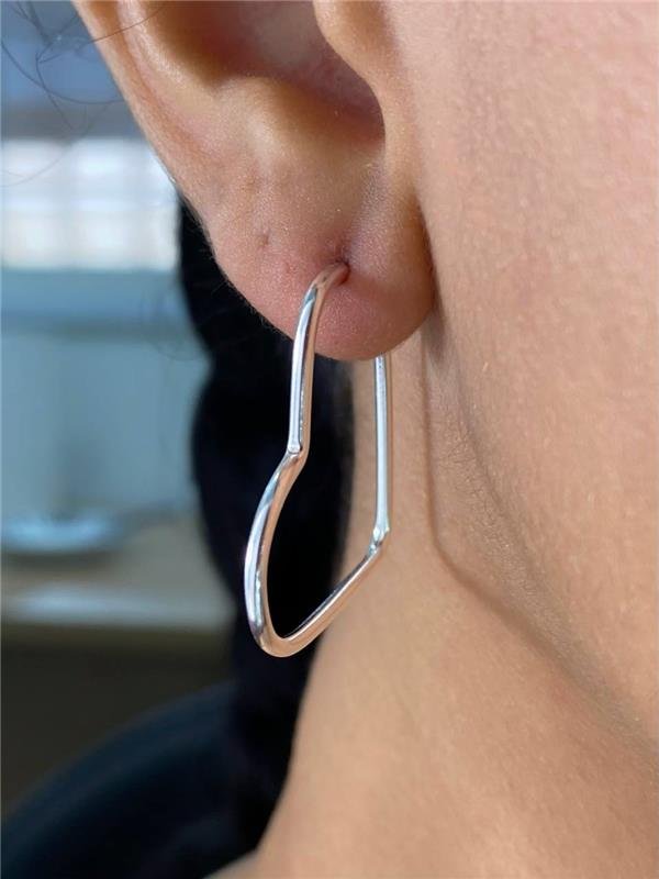 BRINCO ARGOLA CORAÇÃO FIO TUBO