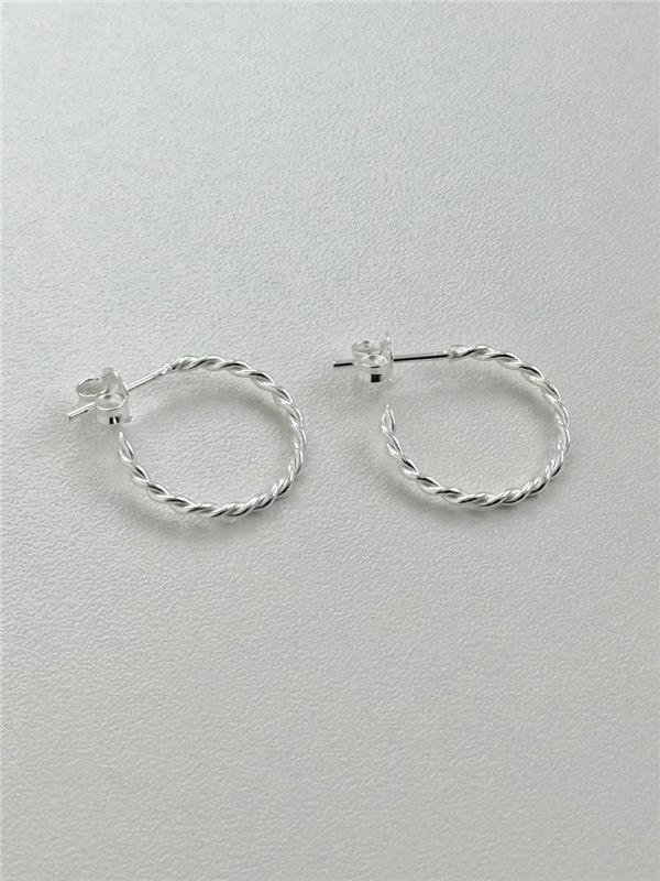 BRINCO ARGOLA TORCIDO 