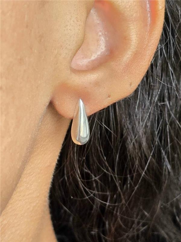 BRINCO GOTA ALONGADA LISA