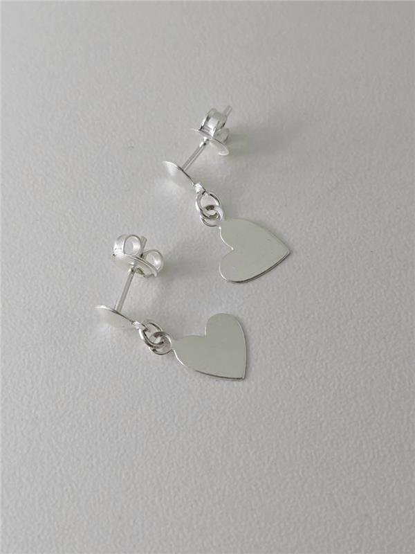 BRINCO PINGENTE CORAÇÃO LISO