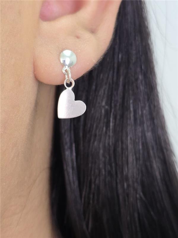 BRINCO PINGENTE CORAÇÃO LISO