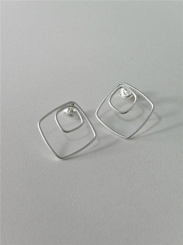 BRINCO DUPLO LOSANGO FIO